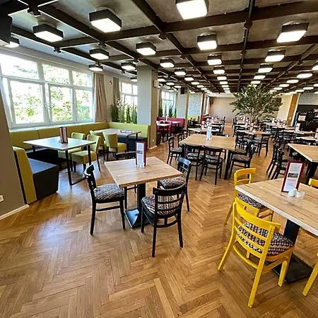 Lugsteinhof Hotell 3*