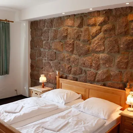 Hotell Lugsteinhof 3*